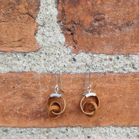 Knuder - Øreringe i sølv og kirsebær